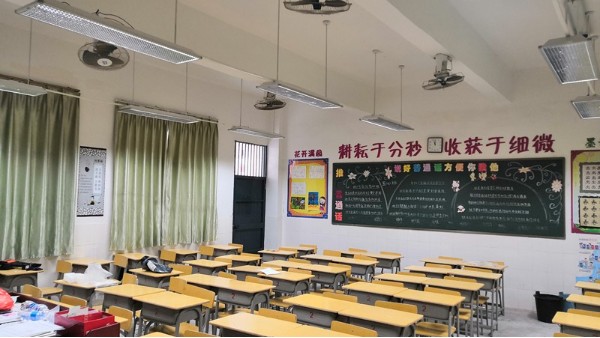 青少年近視人數(shù)超6億，教室照明改造迫在眉睫