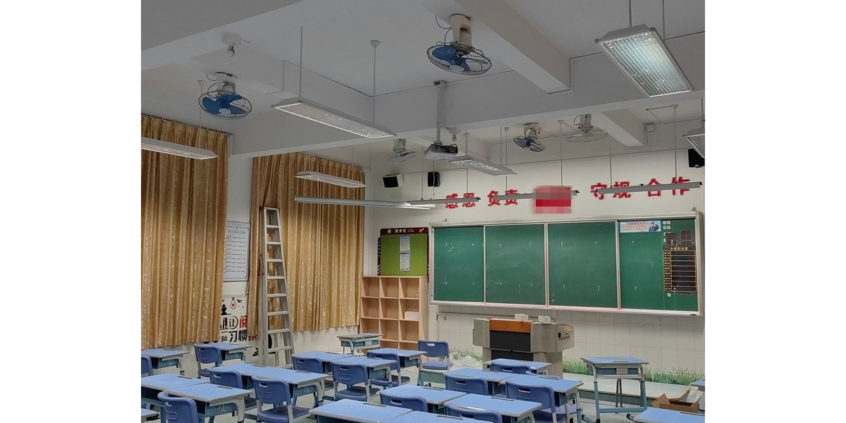 案例｜岑松江夫人外國(guó)語(yǔ)學(xué)校護(hù)眼教室燈改造完畢，教室優(yōu)質(zhì)照明光環(huán)境開(kāi)啟學(xué)生新的學(xué)期