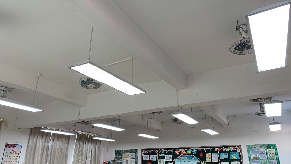專業(yè)護(hù)航校園光明，維格教室燈助力科學(xué)防控近視